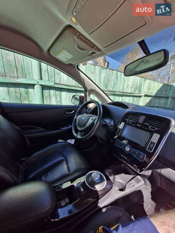 Хэтчбек Nissan Leaf 2014 в Черкассах фото 9 Хэтчбек Nissan Leaf 2014 в Черкассах