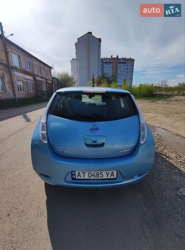 Хэтчбек Nissan Leaf 2015 в Ивано-Франковске