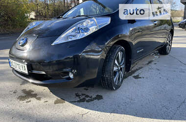 Хетчбек Nissan Leaf 2015 в Бориславі