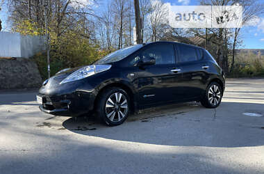 Хетчбек Nissan Leaf 2015 в Бориславі