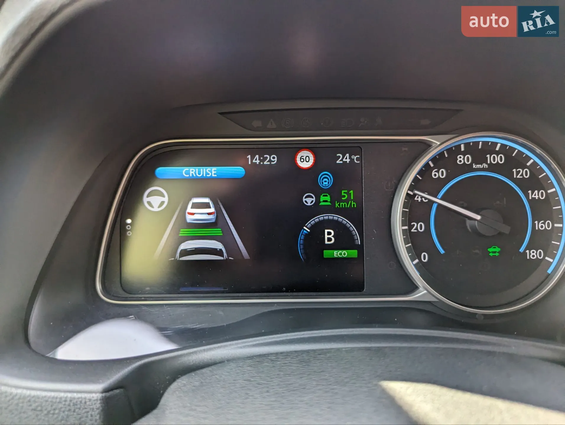 2020 Nissan Leaf - мініатюра 21