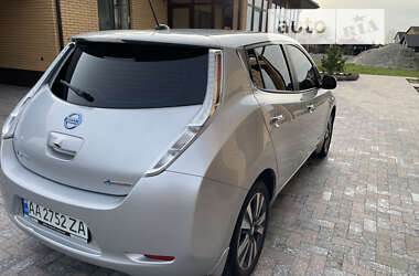 Хетчбек Nissan Leaf 2015 в Києві