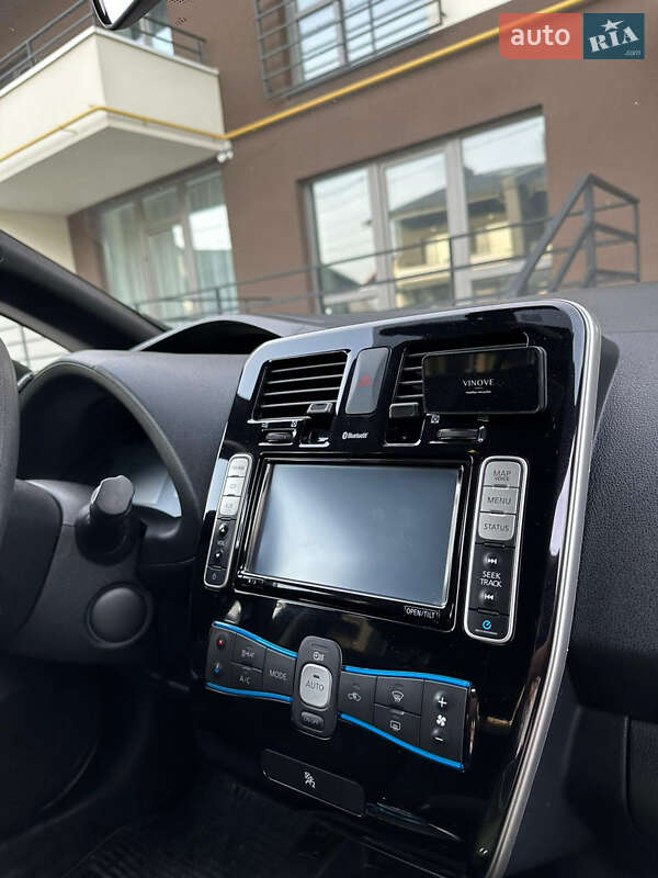 Хэтчбек Nissan Leaf 2014 в Тернополе