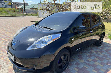 Хэтчбек Nissan Leaf 2011 в Белгороде-Днестровском