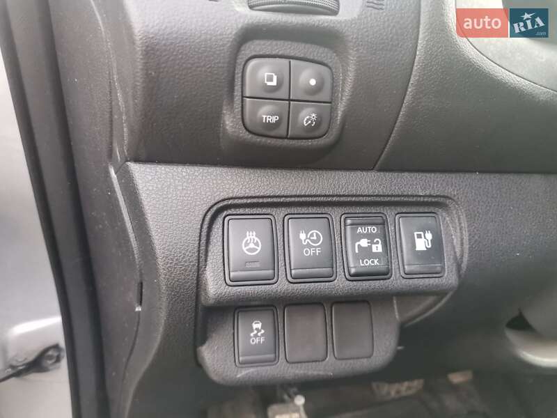 Хэтчбек Nissan Leaf 2016 в Львове