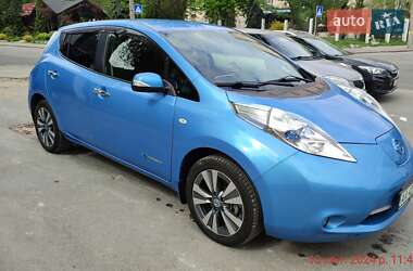Хетчбек Nissan Leaf 2012 в 