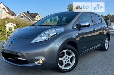 Хетчбек Nissan Leaf 2013 в Кременчуці