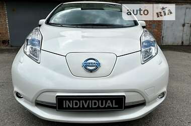 Хэтчбек Nissan Leaf 2014 в Белой Церкви