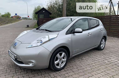 Хэтчбек Nissan Leaf 2013 в Ровно