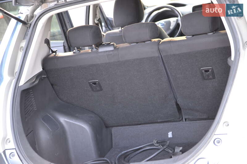 Хэтчбек Nissan Leaf 2014 в Луцке фото 20 Хэтчбек Nissan Leaf 2014 в Луцке