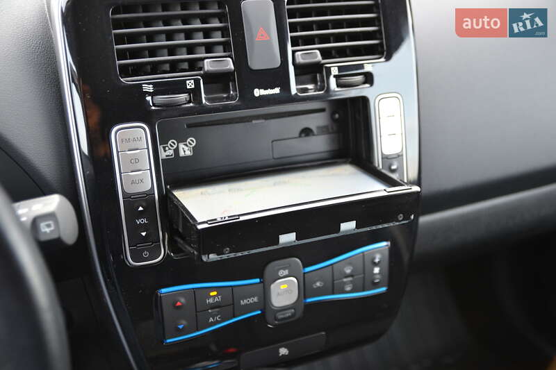 Хэтчбек Nissan Leaf 2014 в Луцке фото 29 Хэтчбек Nissan Leaf 2014 в Луцке