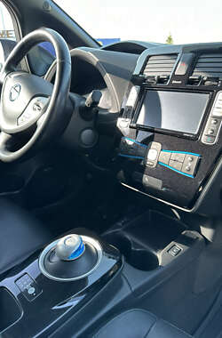 Хэтчбек Nissan Leaf 2013 в Житомире