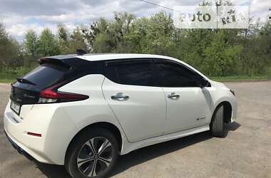 Хетчбек Nissan Leaf 2018 в Полтаві