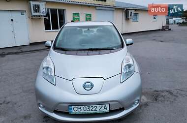 Хэтчбек Nissan Leaf 2015 в Полтаве