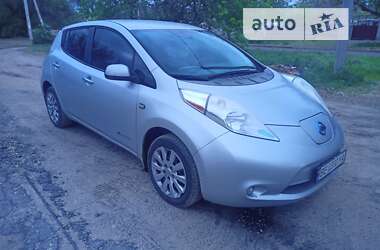 Хетчбек Nissan Leaf 2015 в Миколаєві