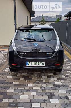 Хэтчбек Nissan Leaf 2015 в Киеве