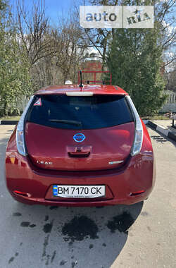 Хэтчбек Nissan Leaf 2013 в Ахтырке