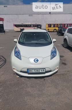 Хэтчбек Nissan Leaf 2013 в Львове