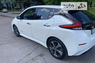 Хэтчбек Nissan Leaf 2018 в Житомире