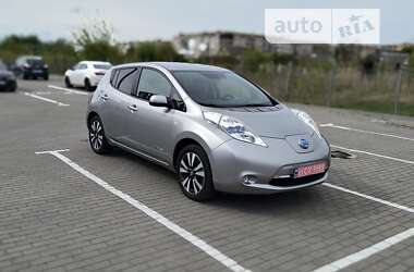 Хетчбек Nissan Leaf 2017 в Дубні