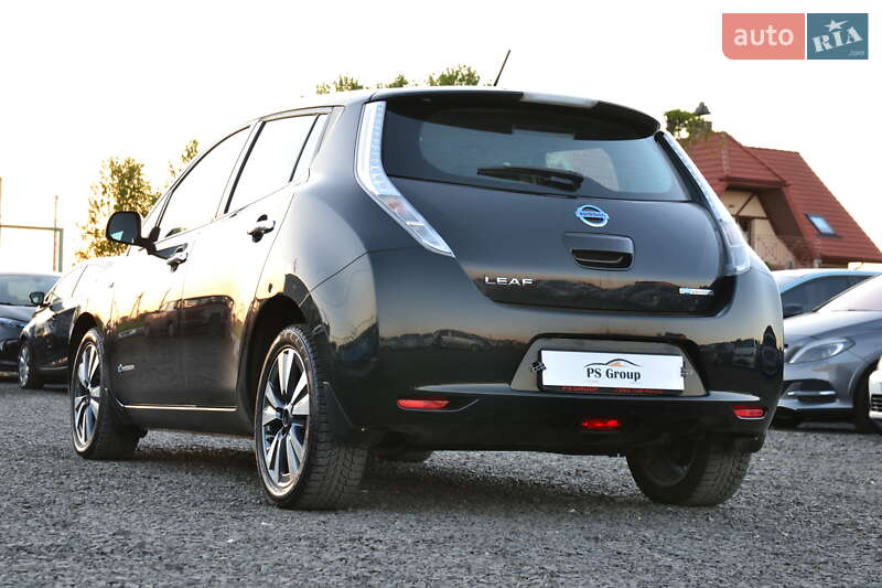 Хетчбек Nissan Leaf 2015 в Луцьку