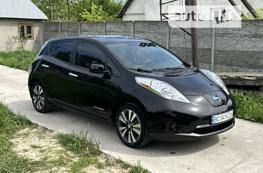 Хэтчбек Nissan Leaf 2014 в Львове