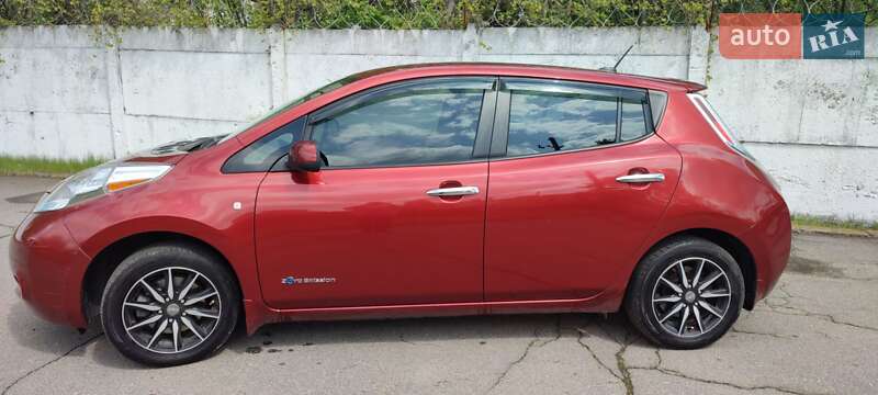 Хэтчбек Nissan Leaf 2014 в Киеве фото 2 Хэтчбек Nissan Leaf 2014 в Киеве