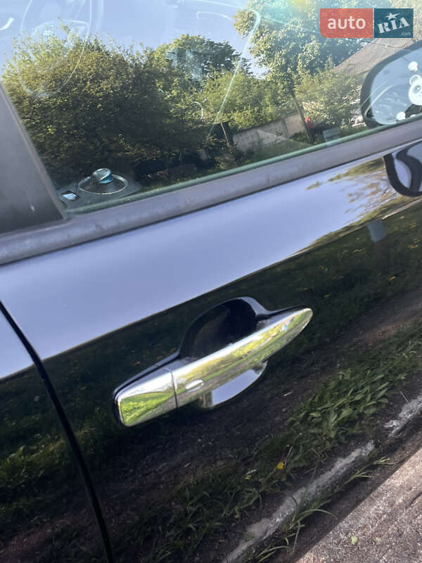 Хетчбек Nissan Leaf 2014 в Житомирі