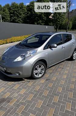 Хетчбек Nissan Leaf 2014 в Вінниці