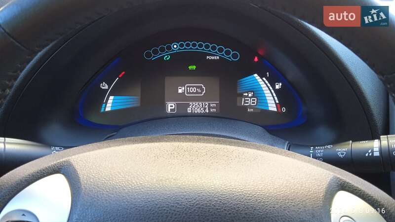 Хэтчбек Nissan Leaf 2014 в Немирове