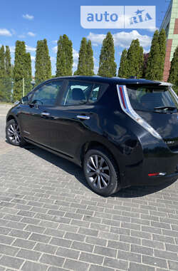 Хэтчбек Nissan Leaf 2014 в Луцке