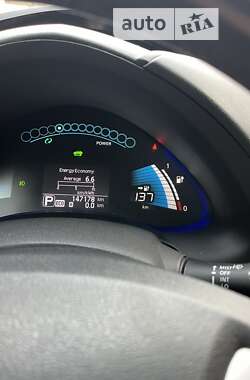 Хэтчбек Nissan Leaf 2014 в Кропивницком