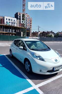 Хэтчбек Nissan Leaf 2011 в Львове