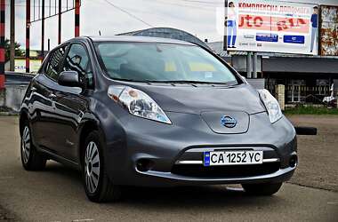 Хэтчбек Nissan Leaf 2015 в Черкассах