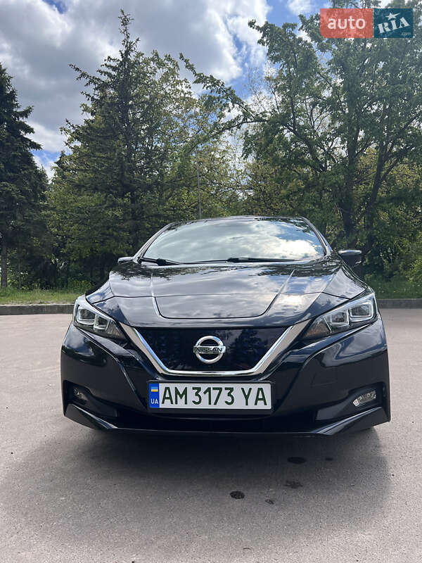 Хэтчбек Nissan Leaf 2018 в Житомире