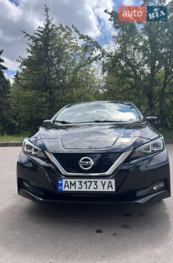 Хэтчбек Nissan Leaf 2018 в Житомире