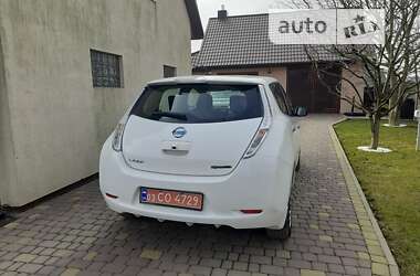 Хэтчбек Nissan Leaf 2015 в Луцке