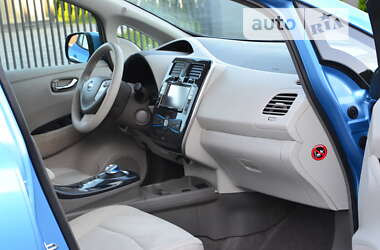 Хэтчбек Nissan Leaf 2013 в Луцке