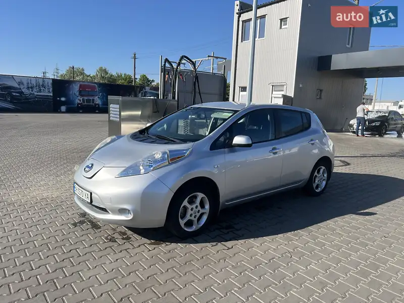 Nissan Leaf 2014