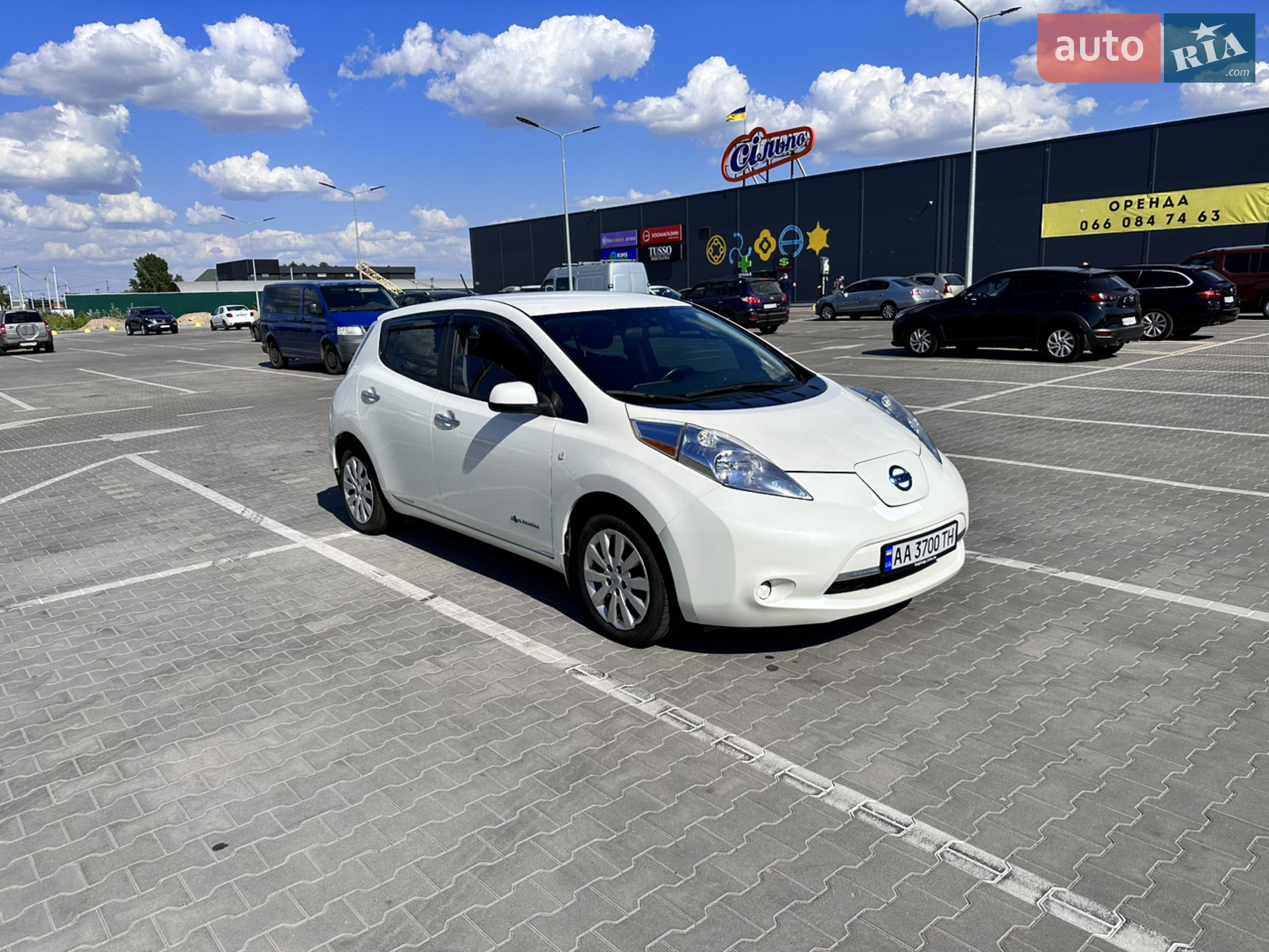 2015 Nissan Leaf - мініатюра 26
