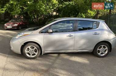Хетчбек Nissan Leaf 2013 в Києві