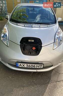 Хетчбек Nissan Leaf 2013 в Києві