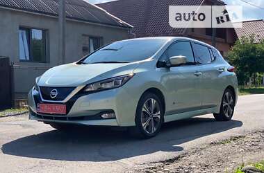 Хетчбек Nissan Leaf 2019 в Мукачевому