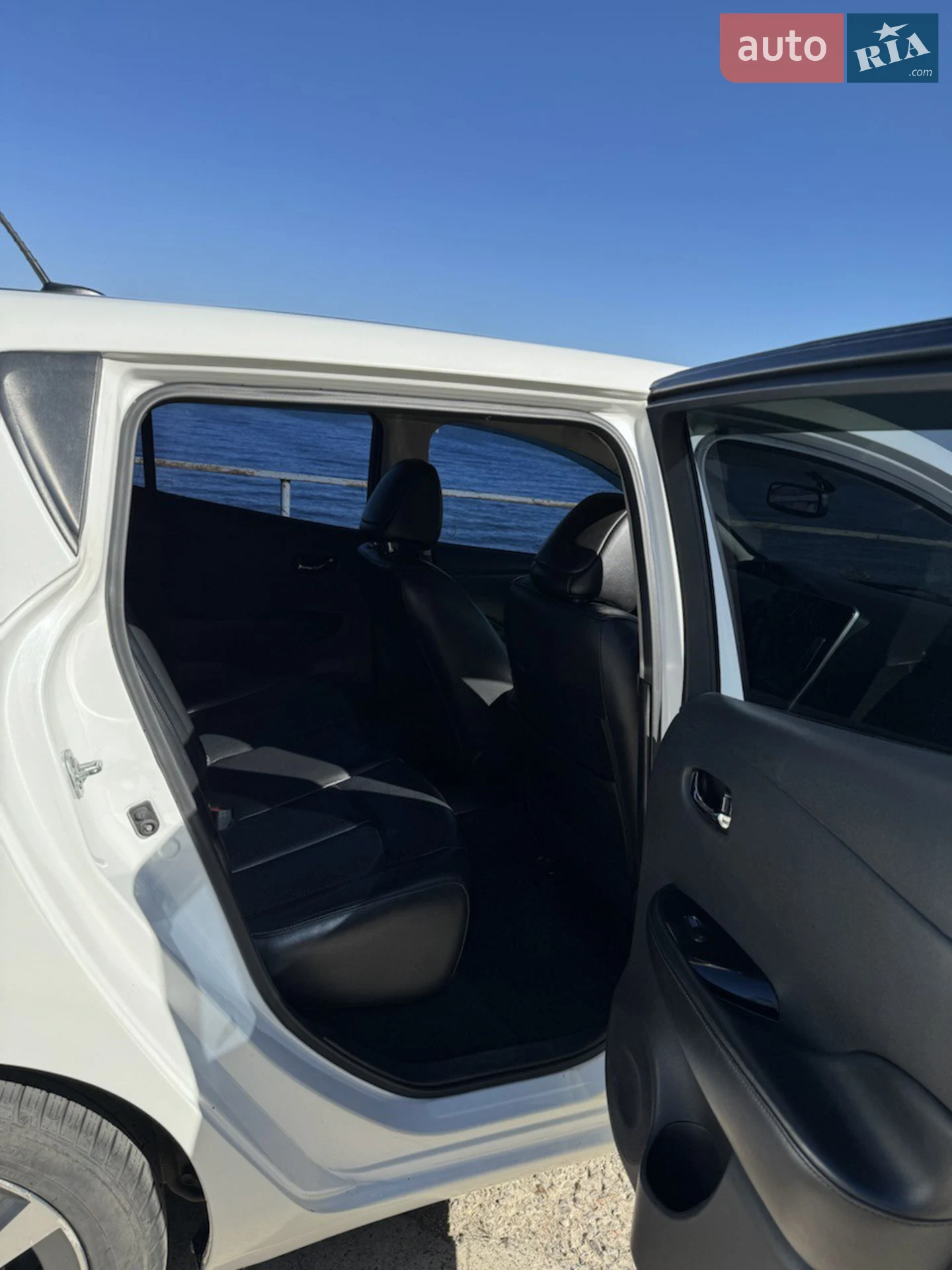 2016 Nissan Leaf - мініатюра 28