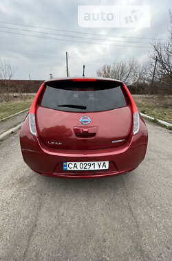 Хэтчбек Nissan Leaf 2014 в Прилуках