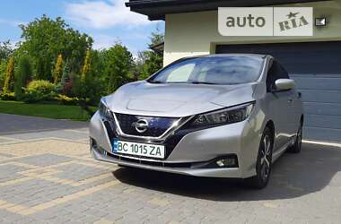 Хетчбек Nissan Leaf 2018 в Львові