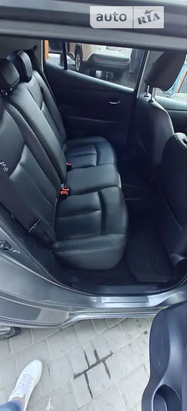 Nissan Leaf 2016