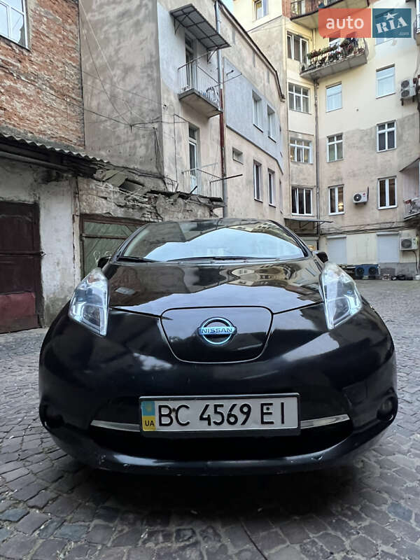 Хетчбек Nissan Leaf 2011 в Львові фото 2 Хетчбек Nissan Leaf 2011 в Львові