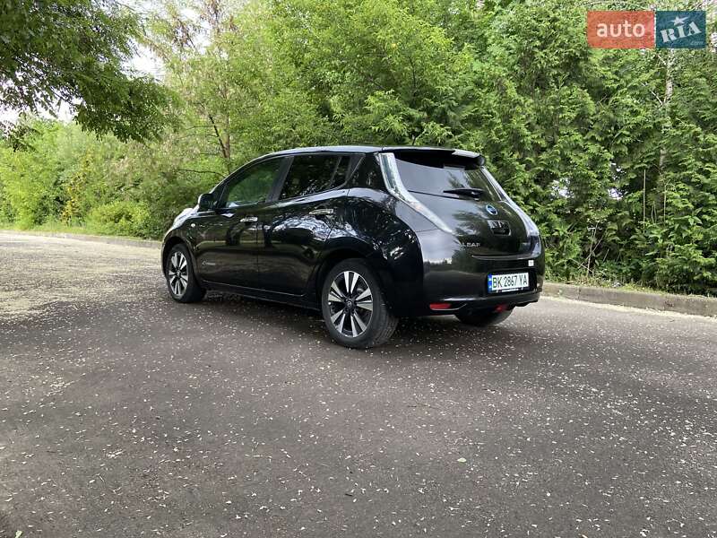 Хэтчбек Nissan Leaf 2016 в Ровно фото 6 Хэтчбек Nissan Leaf 2016 в Ровно
