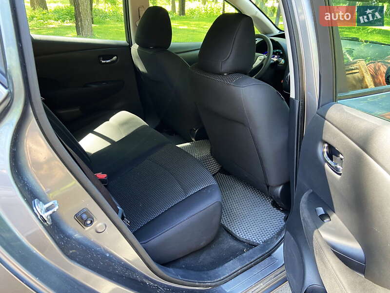 Хетчбек Nissan Leaf 2015 в Чернігові фото 25 Хетчбек Nissan Leaf 2015 в Чернігові